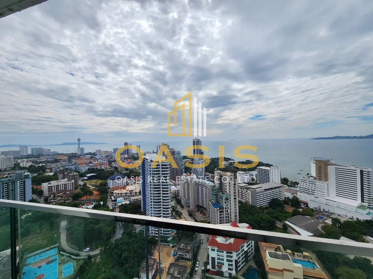 Special price, beautiful penthouse with unique style