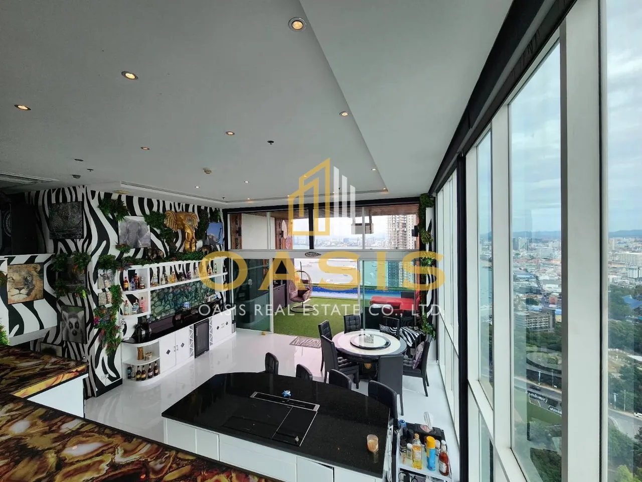 Special price, beautiful penthouse with unique style
