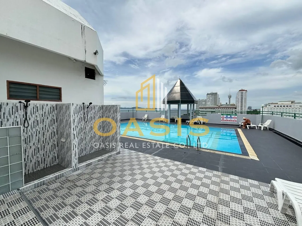 Good price condo that is hard to find now, close to the immigration office