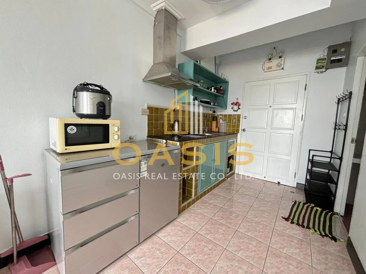 Good price condo that is hard to find now, close to the  immigration office