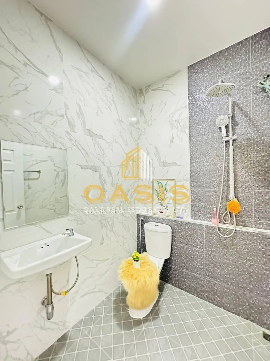 Good price for new townhouse near Sukhumvit Pattaya