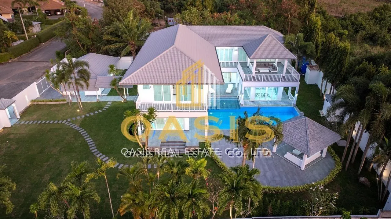 Mountain Views and partial Sea views