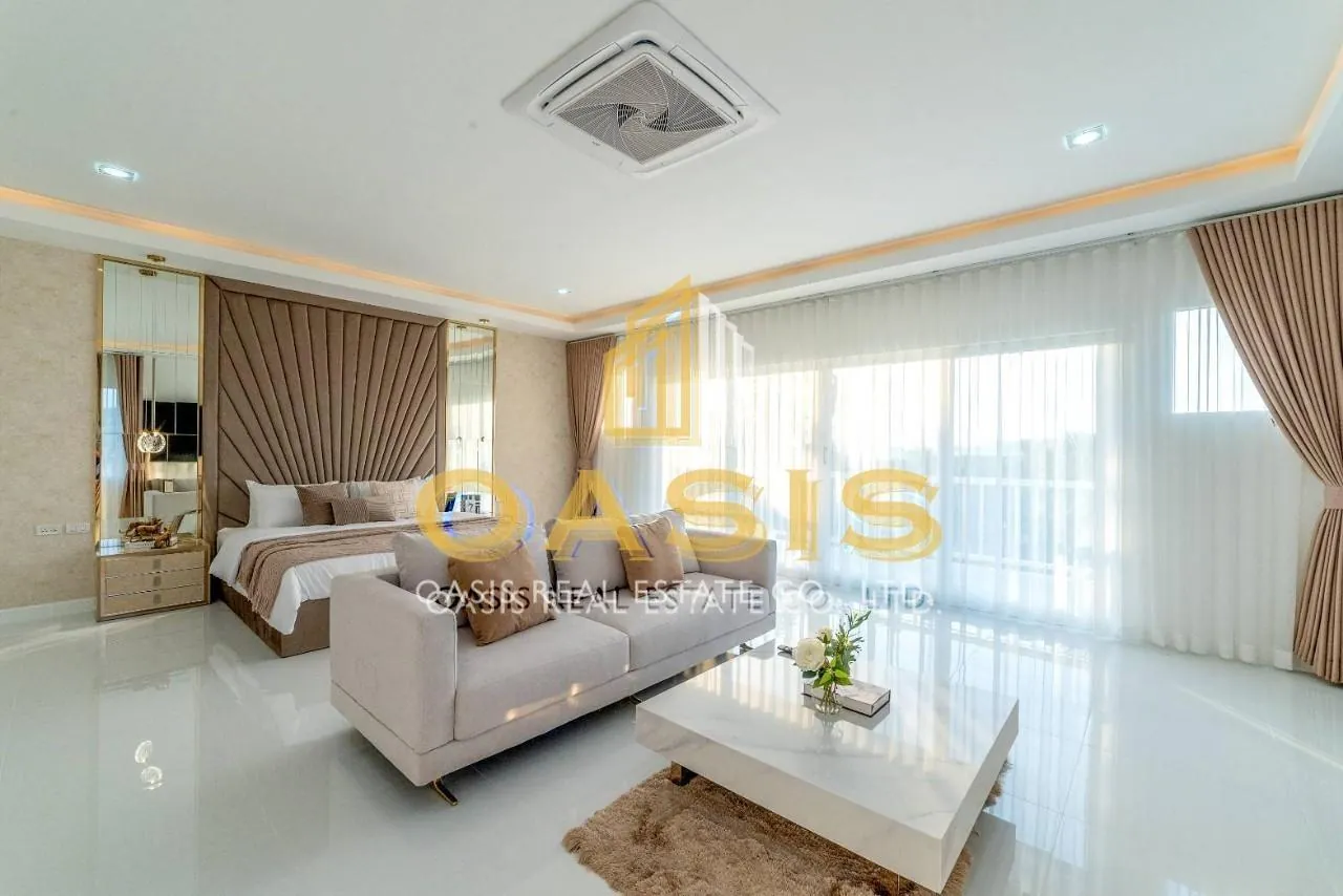 Mountain Views and partial Sea views