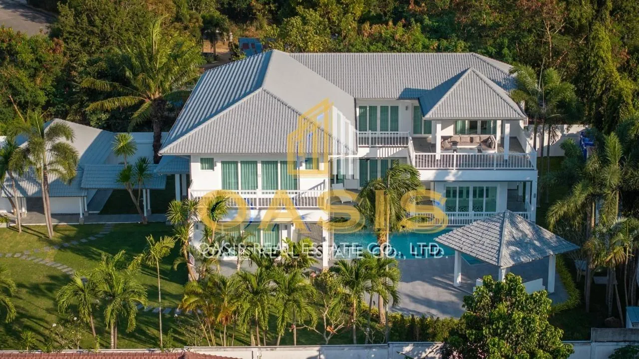Mountain Views and partial Sea views