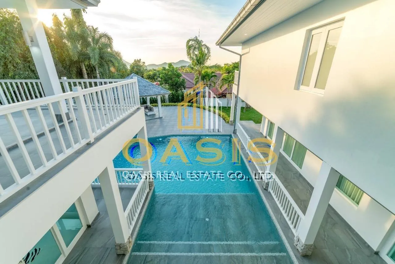 Mountain Views and partial Sea views