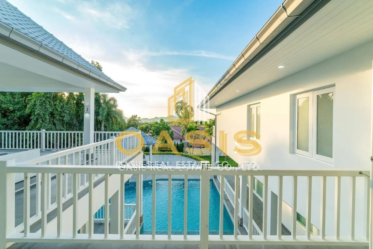 Mountain Views and partial Sea views