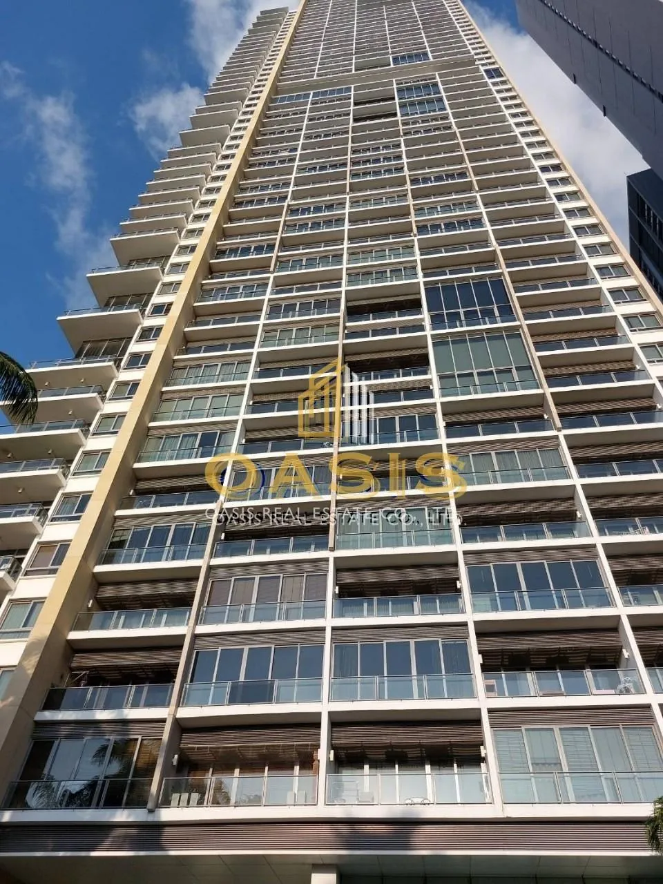 Northpoint ,Discover your dream home in a condo that combines luxury with stunning views !!