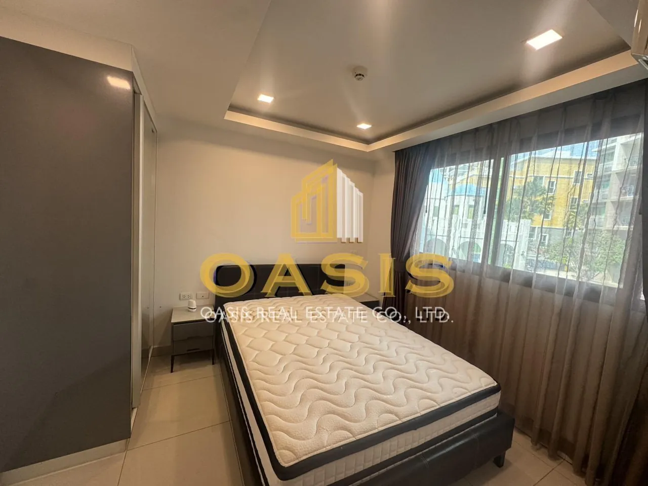 Stunning 1 Bedroom Condo with Pool View, Arcadia Beach Continental