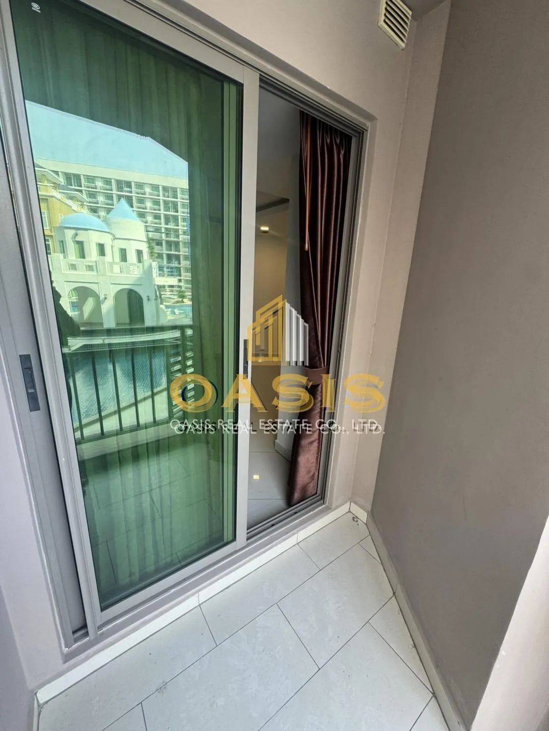 Stunning 1 Bedroom Condo with Pool View, Arcadia Beach Continental