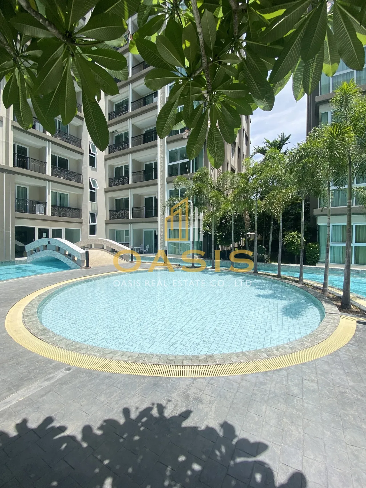 Dusit Grand Park 2