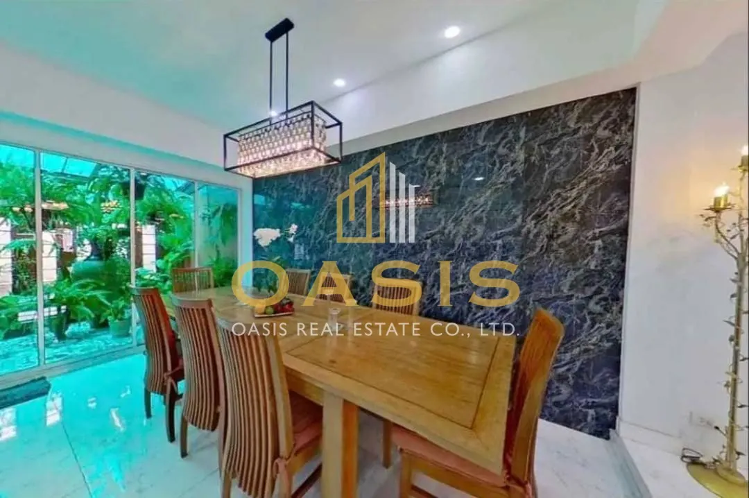 Luxury 4Bedroom Townhouse for Sale in Pratumnak Hill –  600m from the Beach!