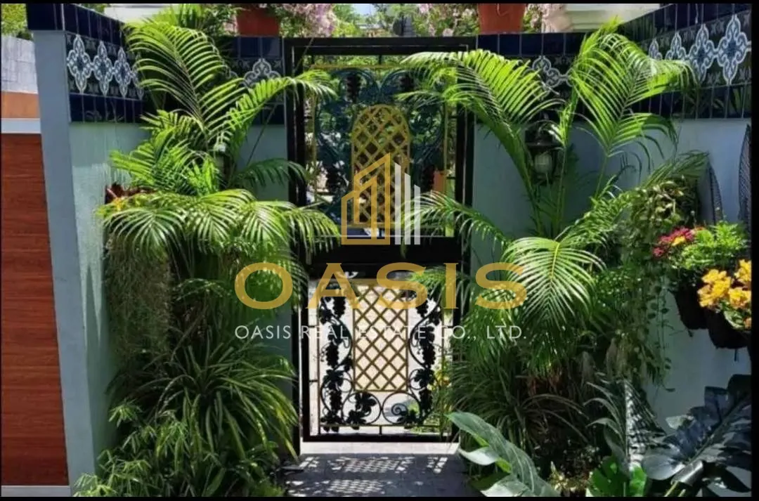 Luxury 4Bedroom Townhouse for Sale in Pratumnak Hill –  600m from the Beach!