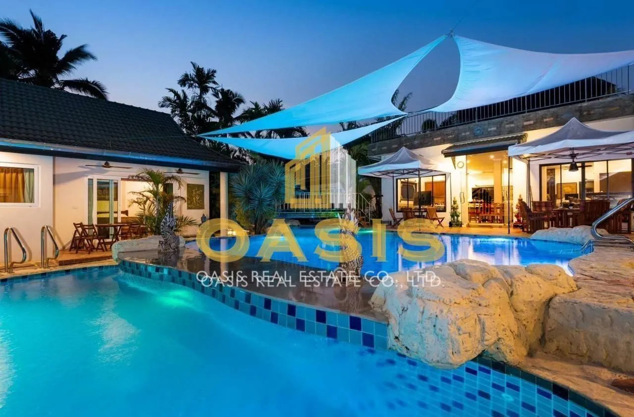 ! Super hot deal ! One of a kind luxury resort in Phoenix Golf Club