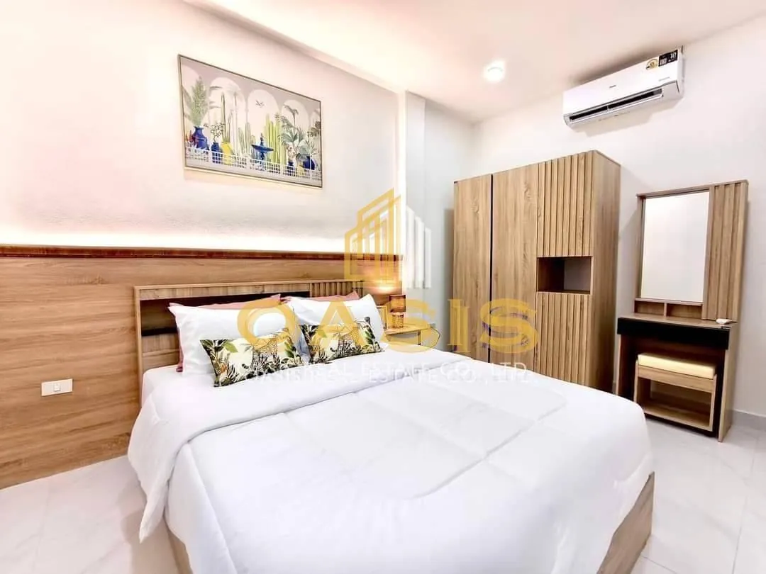 New Townhome at Rattanakorn 17- Only 6 Units Left !!!!