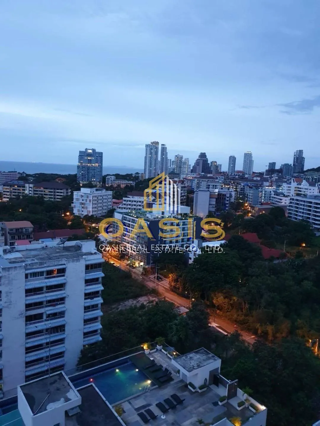 Luxury Penthouse with Stunning Sea Views in Pratumnak – For Sale