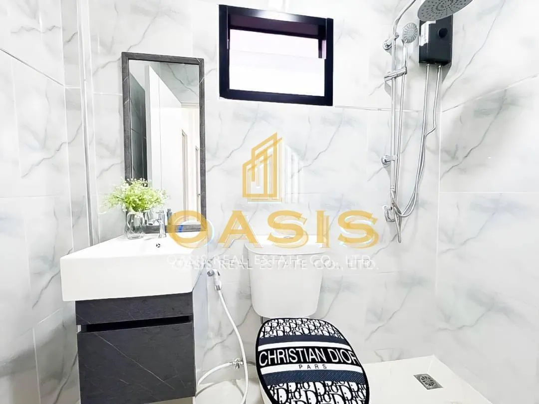 Fully Renovated 2-Story Single House for Sale in Pattaya