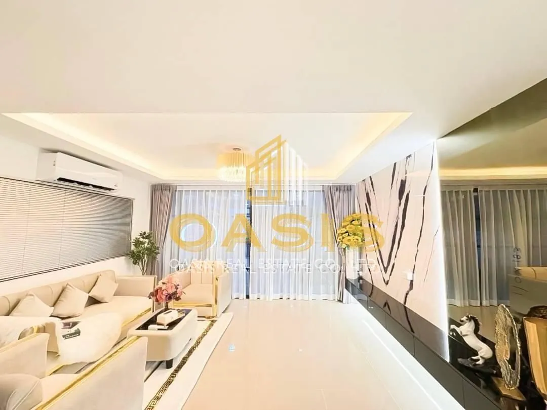 Fully Renovated 2-Story Single House for Sale in Pattaya