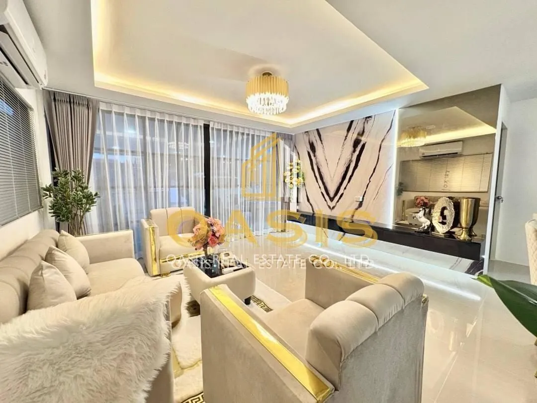 Fully Renovated 2-Story Single House for Sale in Pattaya