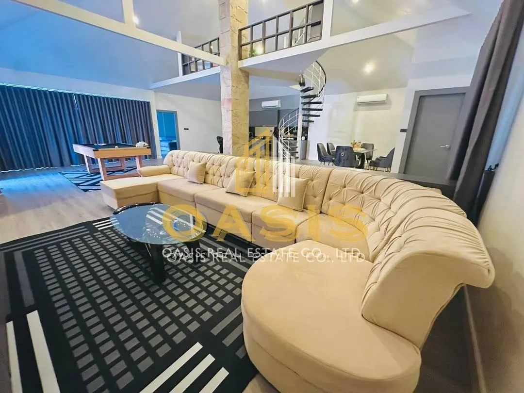 Luxury Pool Villa at Mabprachan Lake – Prime Location