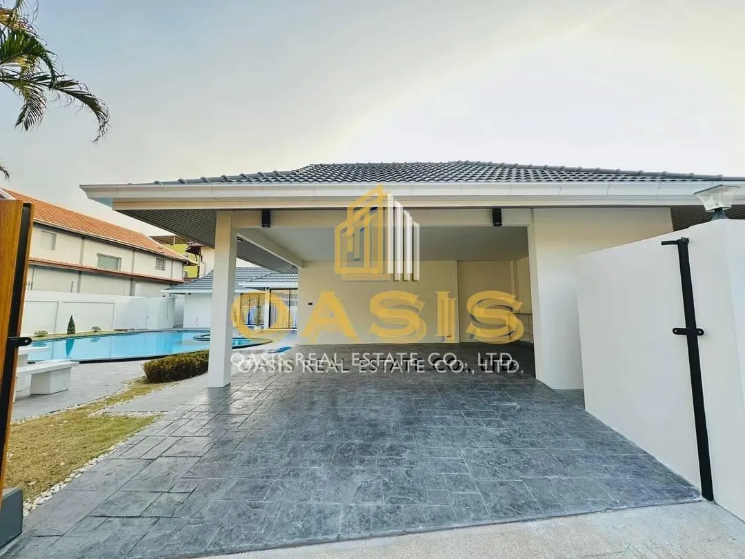 Luxury Pool Villa at Mabprachan Lake – Prime Location