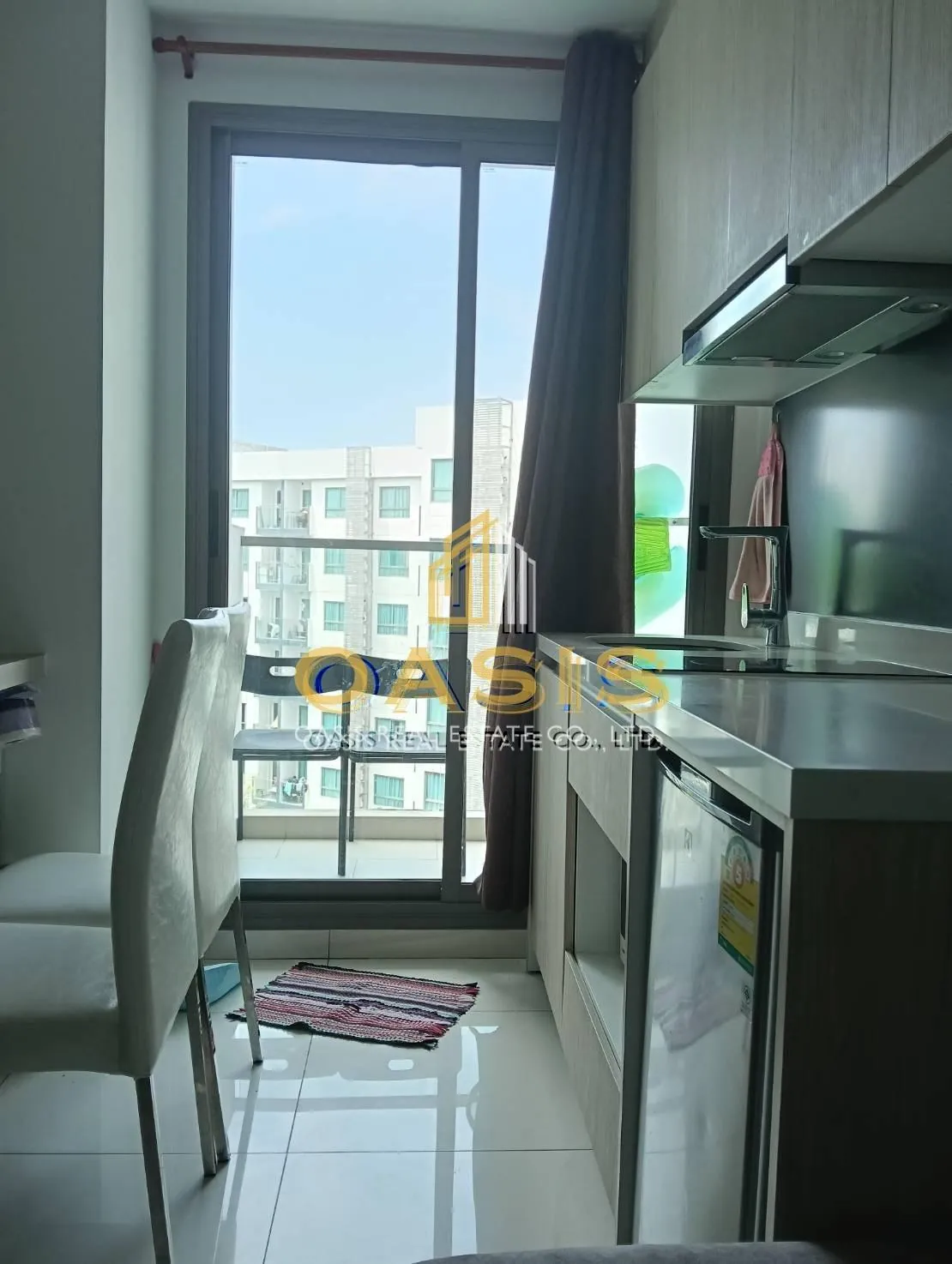 Arcadia Beach Resort – A resort-style condominium with a stunning pool view