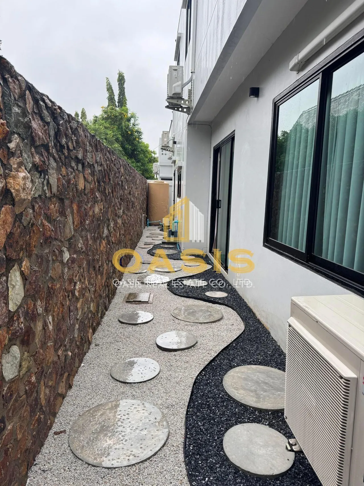 Hivery Pool Villa – 2-Story Home for Rent