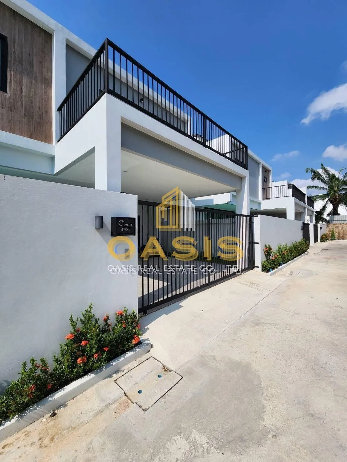 Hivery Pool Villa – 2-Story Home for Rent