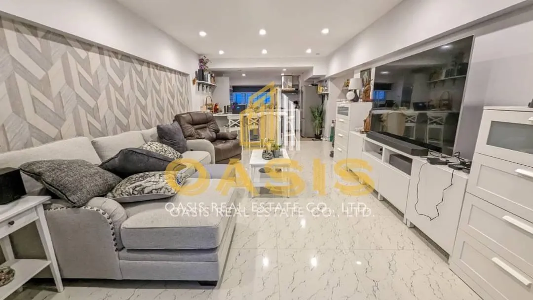 Luxury 2-Bedroom Condo with 180-Degree Sea View in Wongamat
