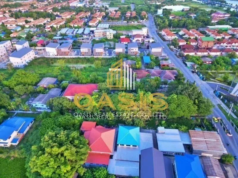Exclusive Investment Opportunity – Large Land Plot with Development Potential