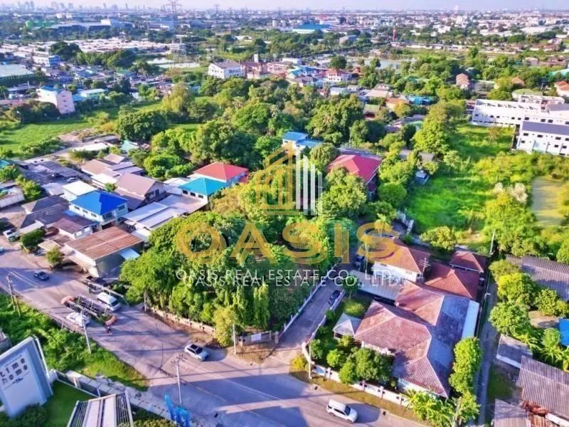 Exclusive Investment Opportunity – Large Land Plot with Development Potential