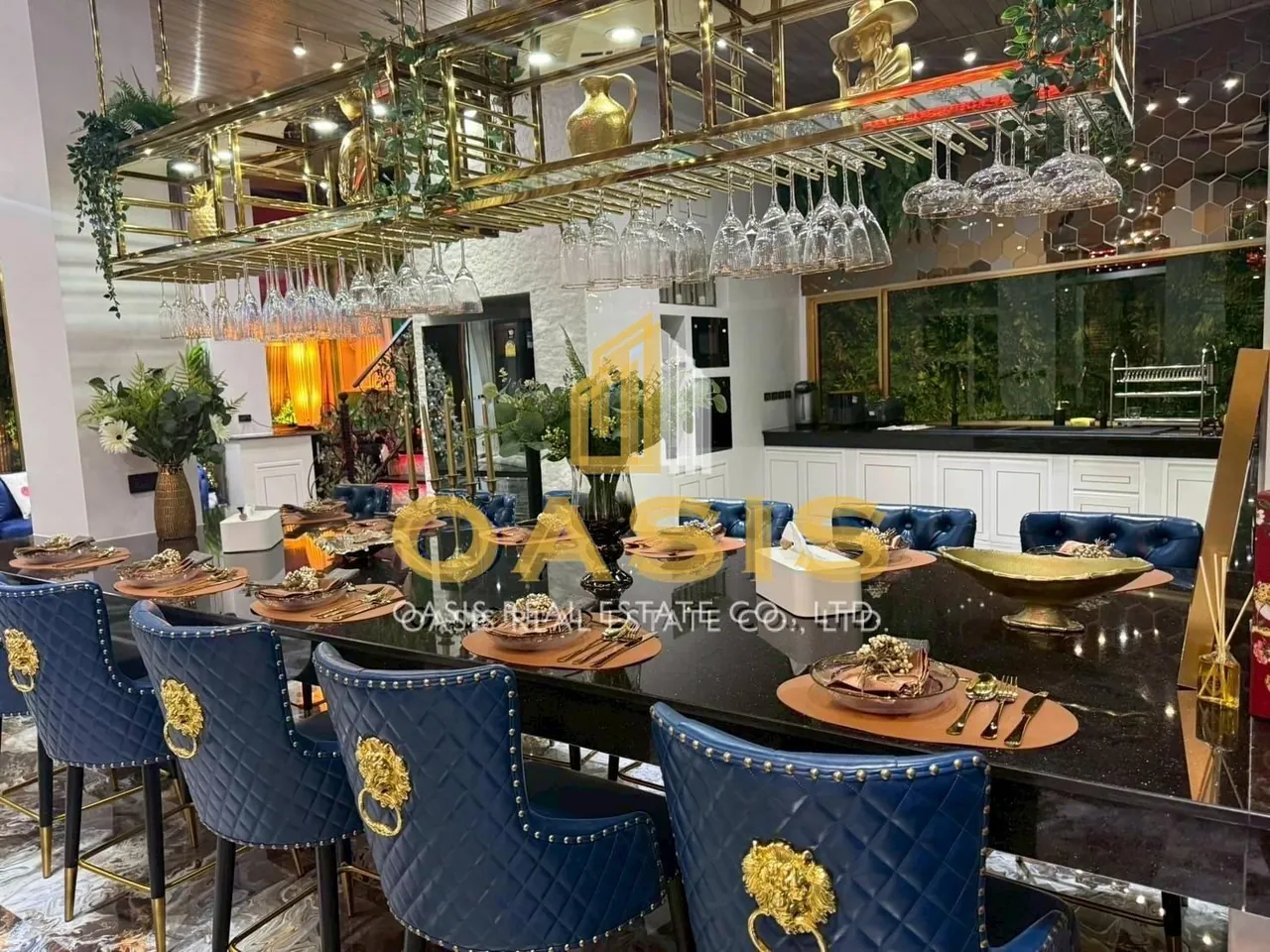 luxury 10 bedroom With pool villa for RENT /SALE !!!