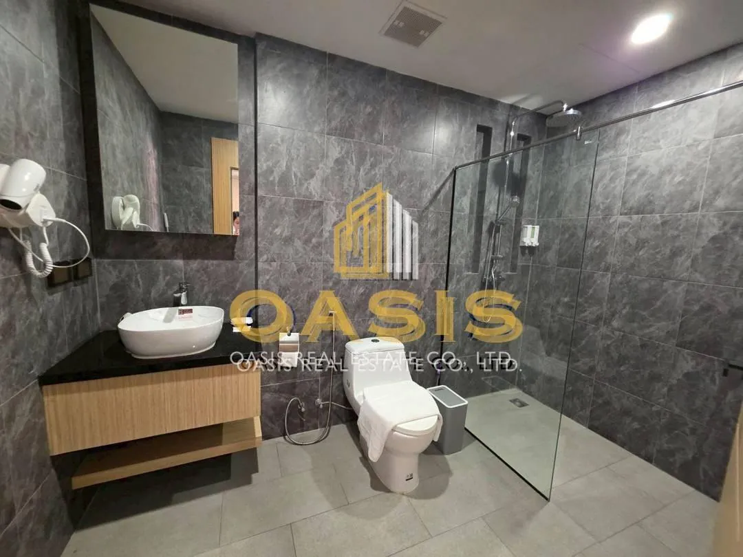 Spacious Guest House for Rent – Prime Location Near the Beach (Pratumnak)