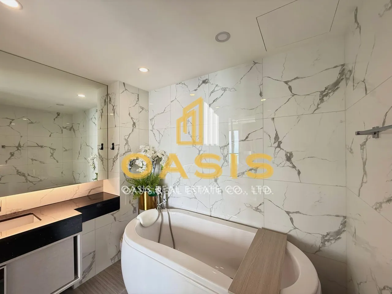 Luxury Condo with Breathtaking Sea View at The Panora Pattaya