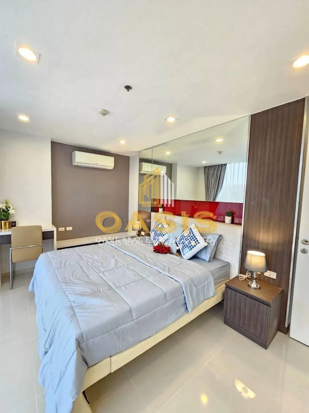 Panoramic View from the 20th Floor – The Vision Condo, Pratumnak Hill