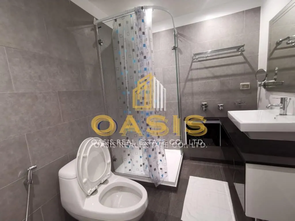 Pool View Condo For Sale at Tudor Court – Pratumnak