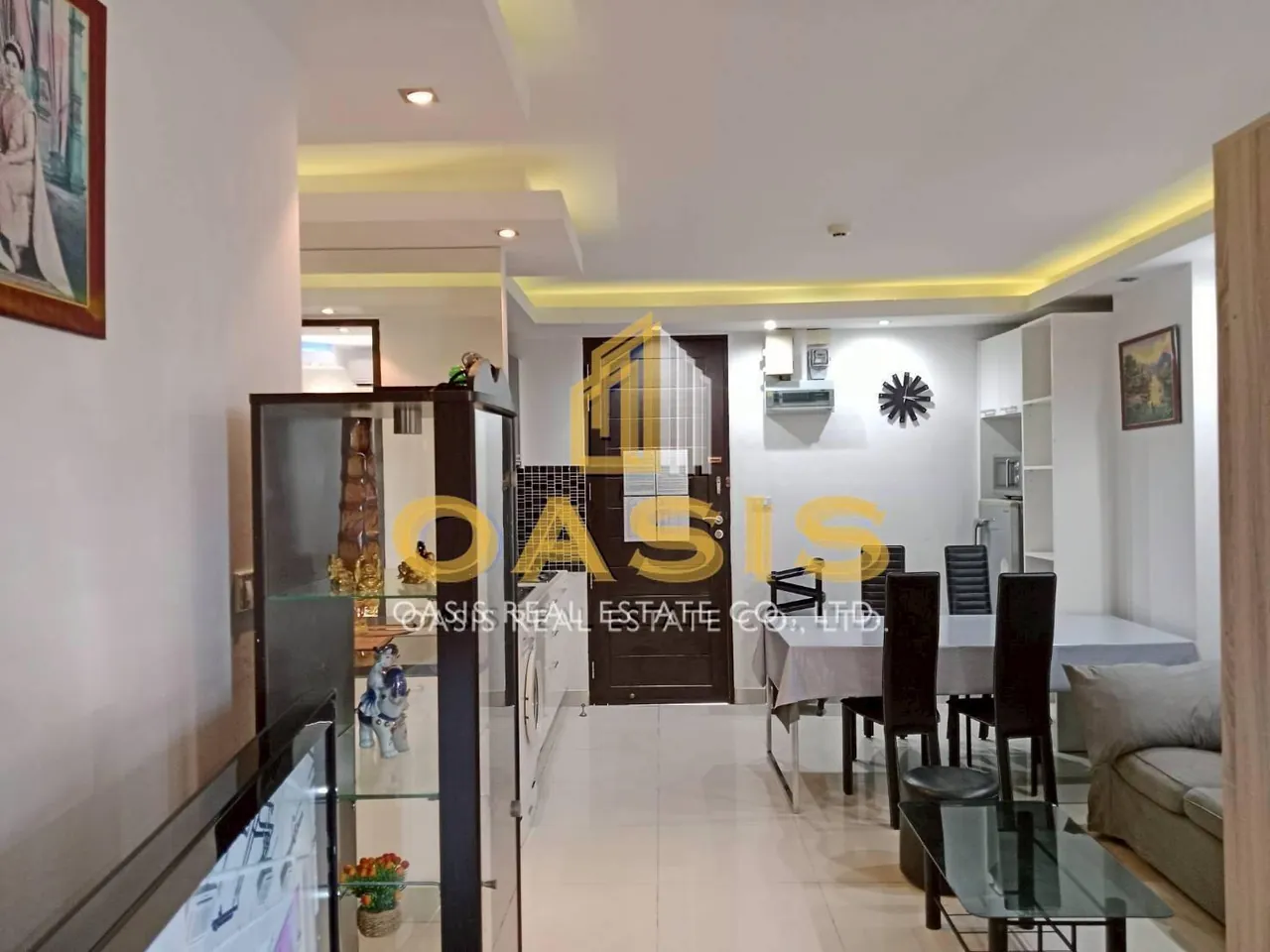 Spacious 2-Bedroom Condo with Sea & Garden Views in Wongamat Privency condominium