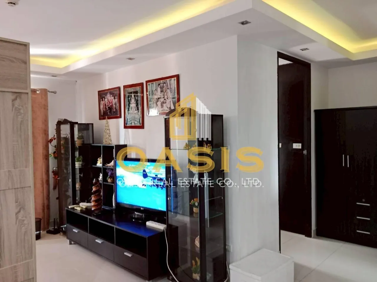 Spacious 2-Bedroom Condo with Sea & Garden Views in Wongamat Privency condominium