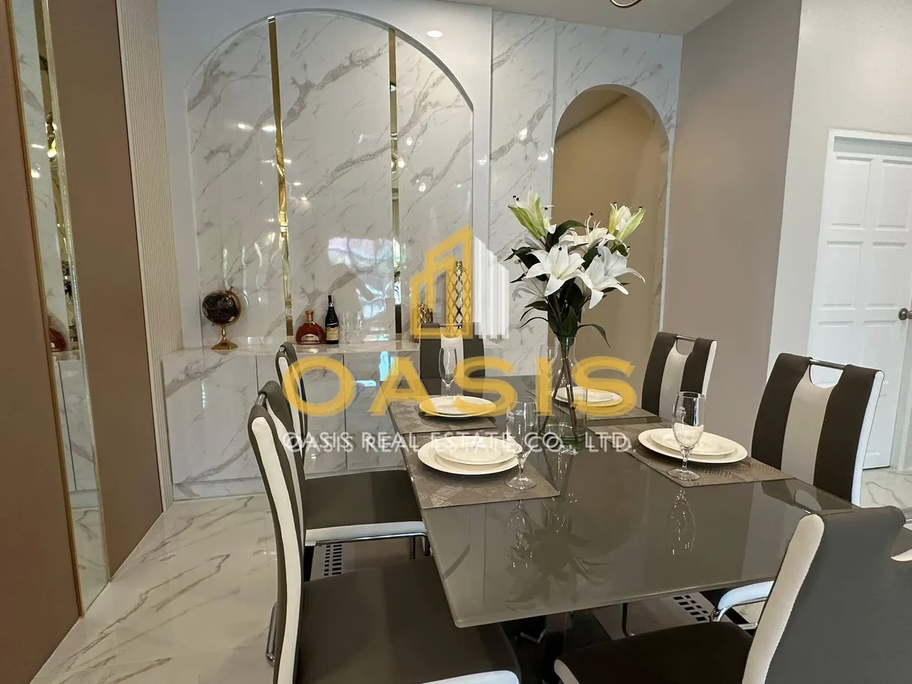 Beautiful House For Sale at Khao Noi