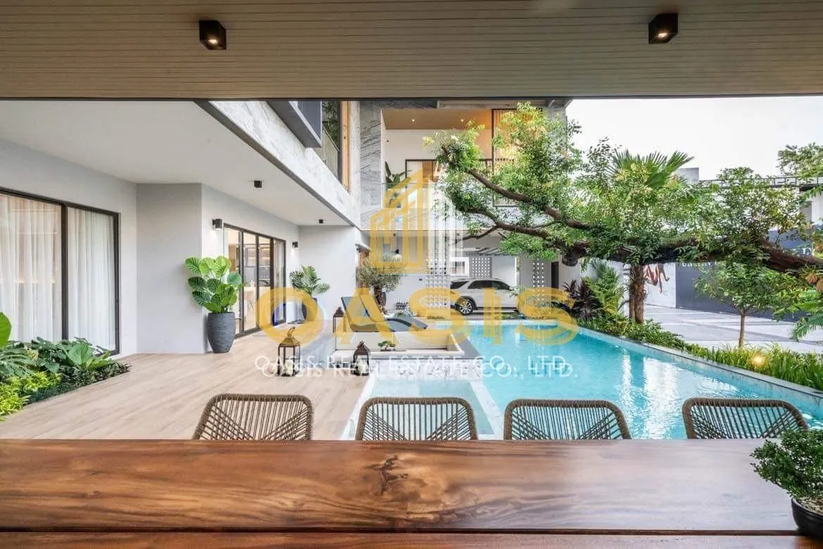 Luxury Pool Villa for Sale — Prestigious Living in Pattaya