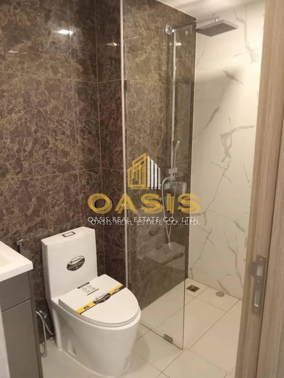 Arcadia Beach Continental-beautiful city view and a comfortable living space in a prime location of Pattaya.