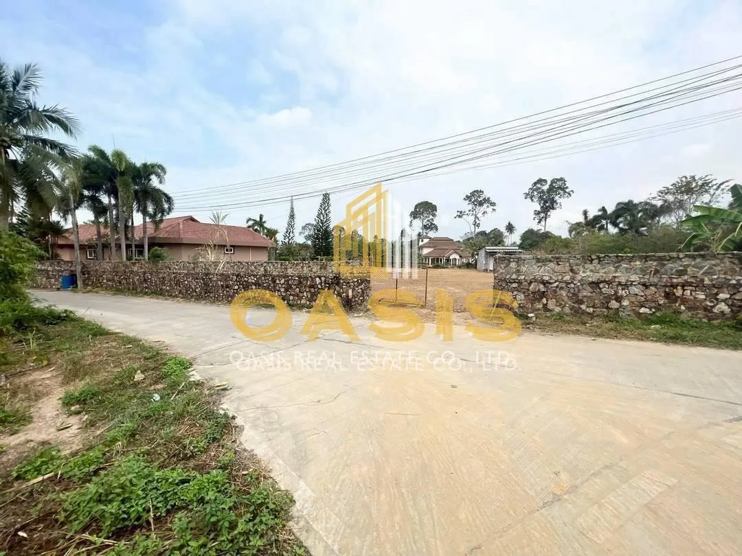 Prime Land for Sale – Scenic Views & Exceptional Location