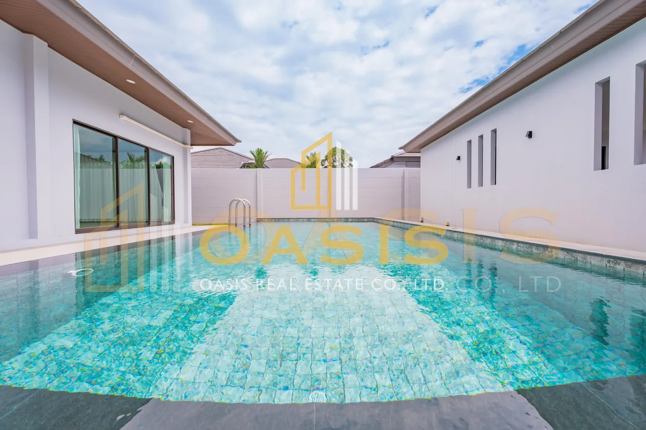 Modern Pool Villa in Baan Pattaya 6 for sale