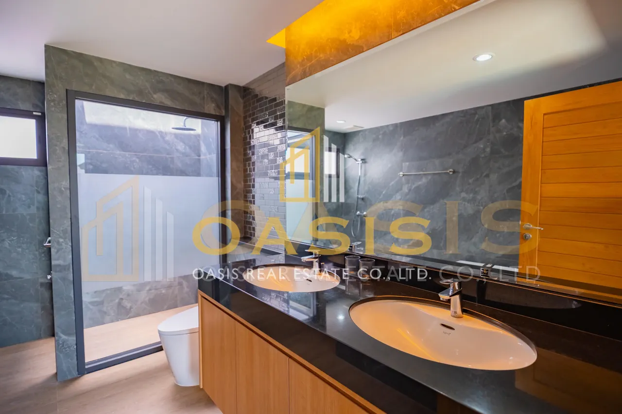 Modern Pool Villa in Baan Pattaya 6 for sale