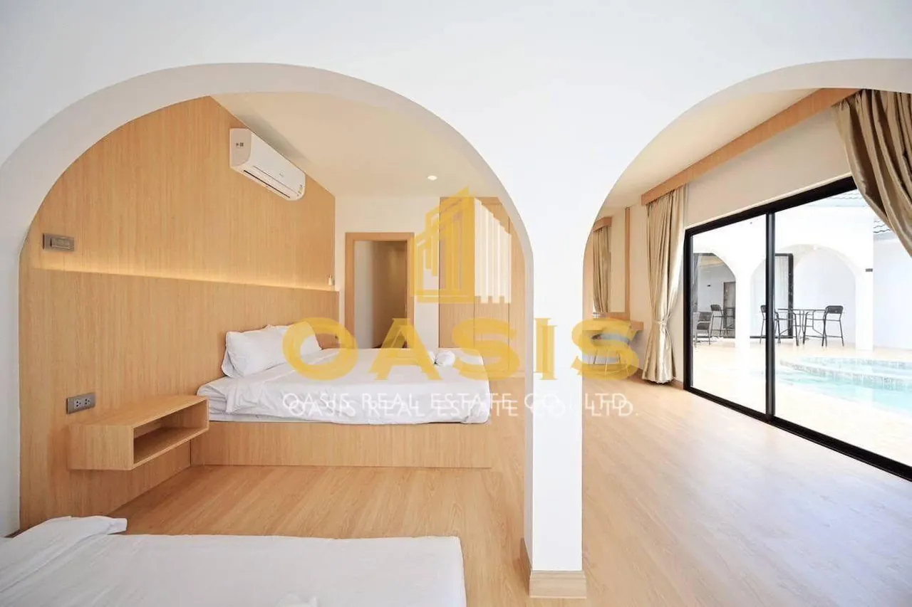 Luxury 4 Bedroom Pool villa Phonenix Golf Course for sale