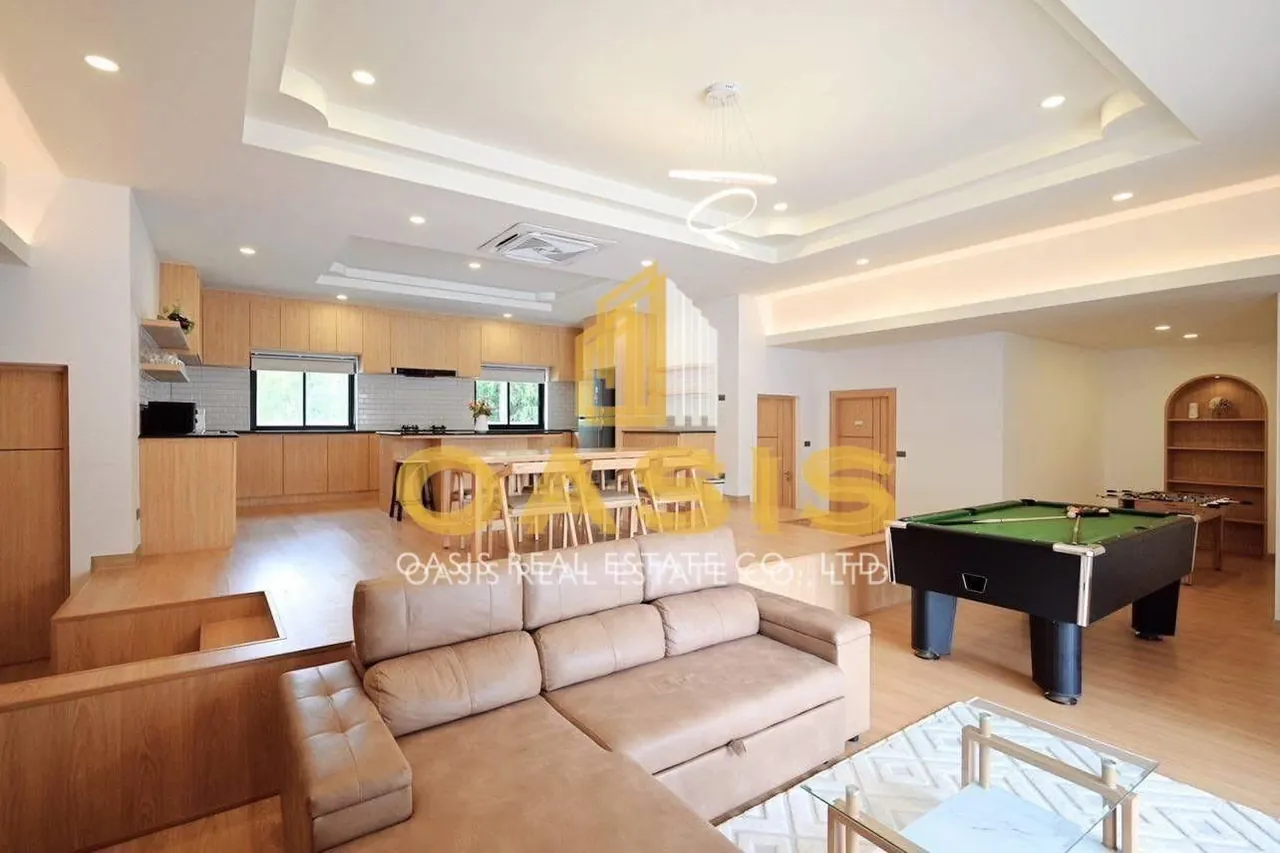 Luxury 4 Bedroom Pool villa Phonenix Golf Course for sale