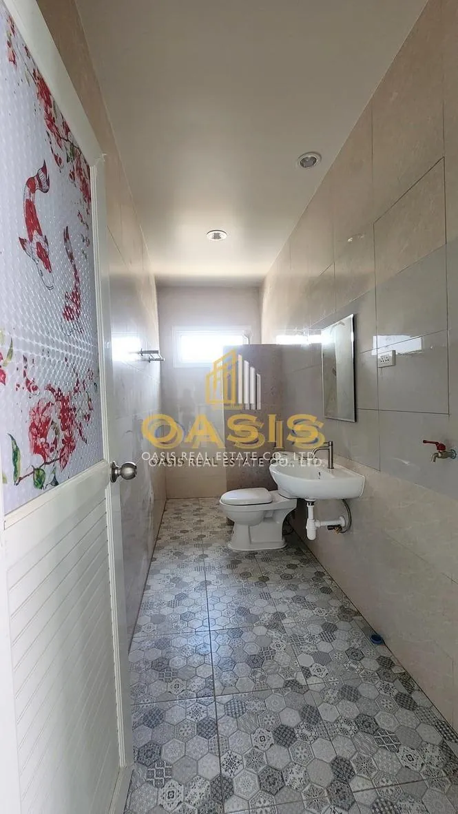 Spacious Single House with 3-Car Parking on 50 sq.wah Land