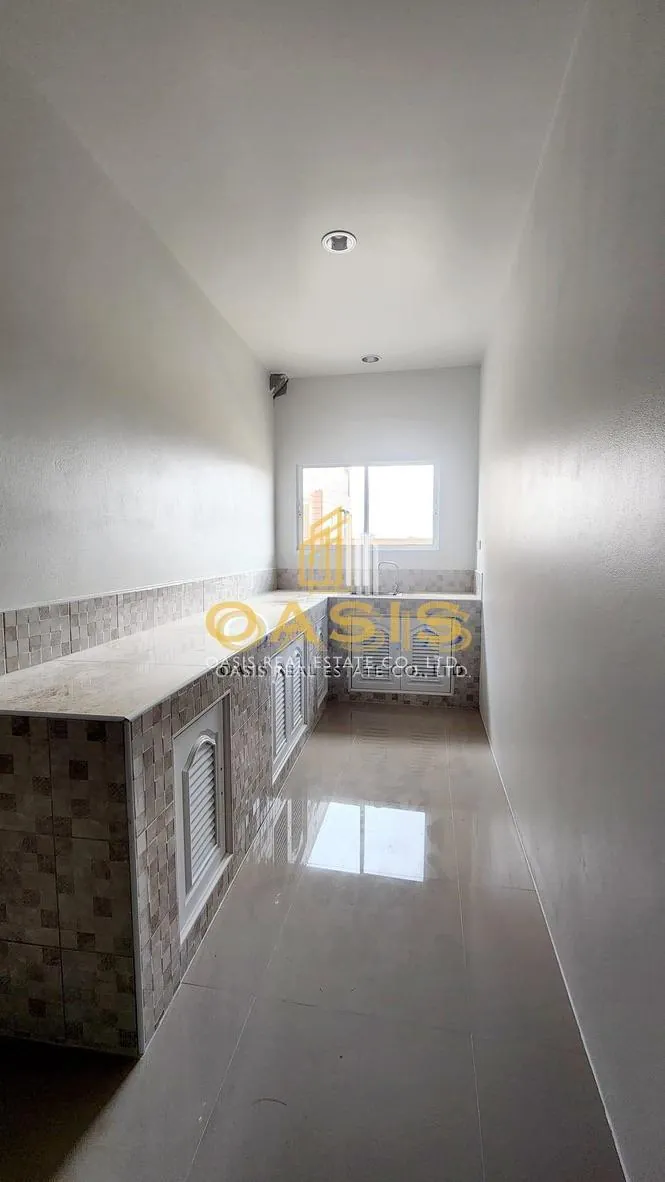 Spacious Single House with 3-Car Parking on 50 sq.wah Land