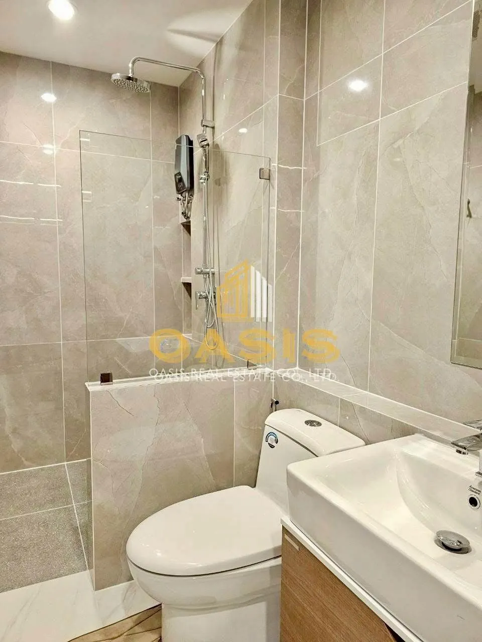 Newly Built 2-Storey Pool Villa for Sale Near By Jomtien Beach