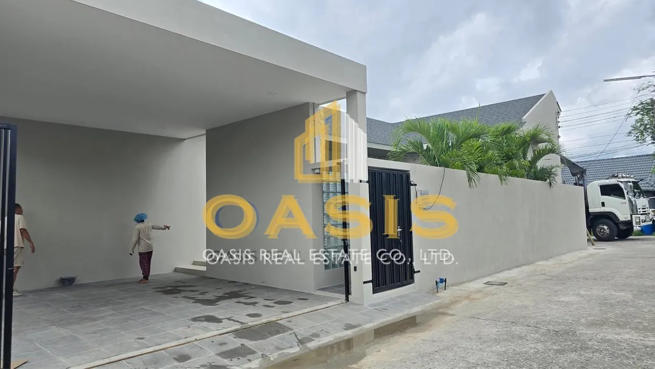 Luxury Pool Villa for sale