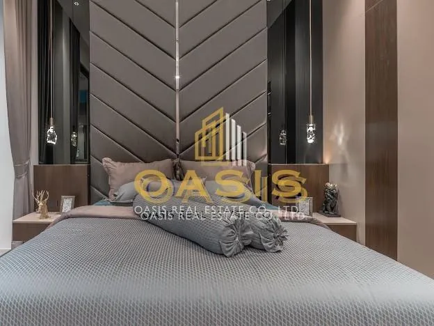 Two Luxurious Pool Villas located in the heart of Pattaya, Theprasit